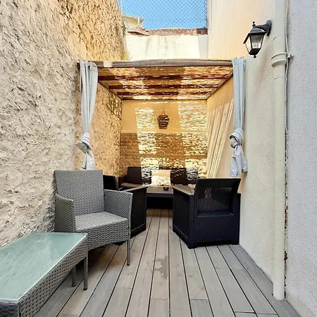 T3 Standing Avec Terrasse Au Coeur De 4 Pers Cannes